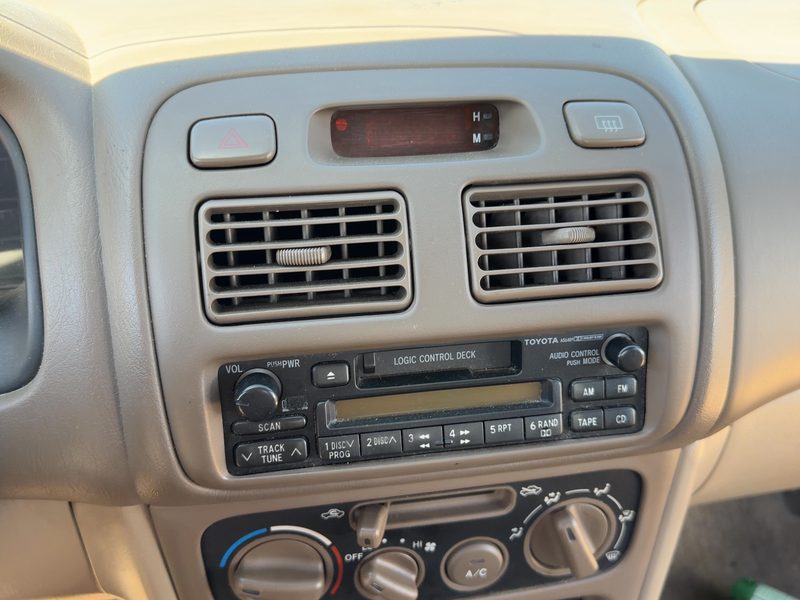 1998-2002 Toyota Corolla (also See FX 87-88) Dash Panel