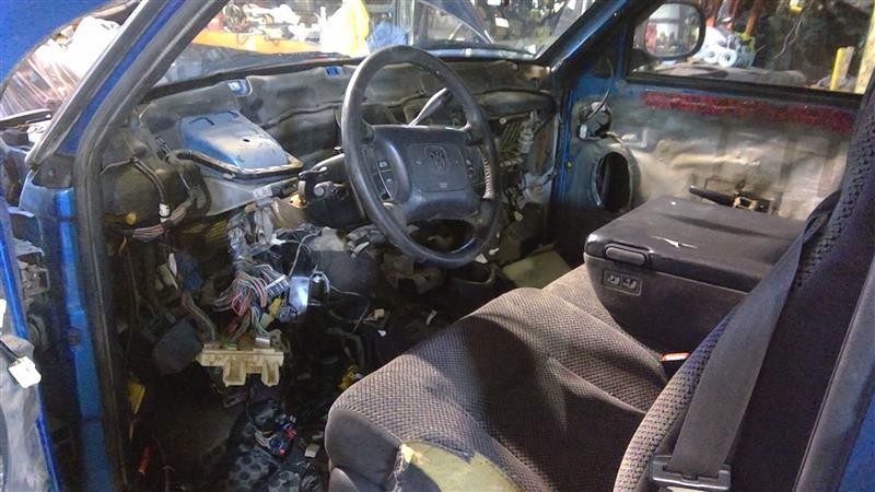 1998-2002 Dodge Ram Pickup 1500 Series Rear Door Glass/Window RH