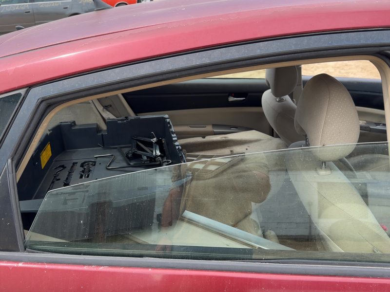 2004-2009 Toyota Prius Rear Door Glass/Window RH