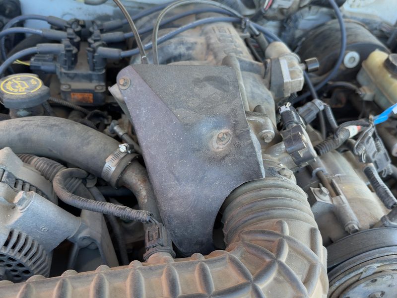 1996 Ford Ranger (small Truck) Engine Cover