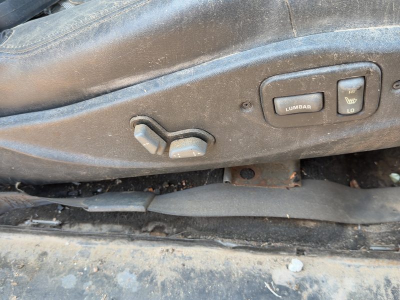 2001 Blazer S10/jimmy S15 Seat Track RH