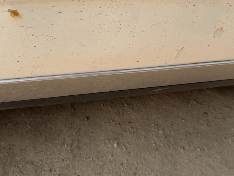 1986 Oldsmobile Ninety-eight (80 & Up) Rear Door Moulding RH
