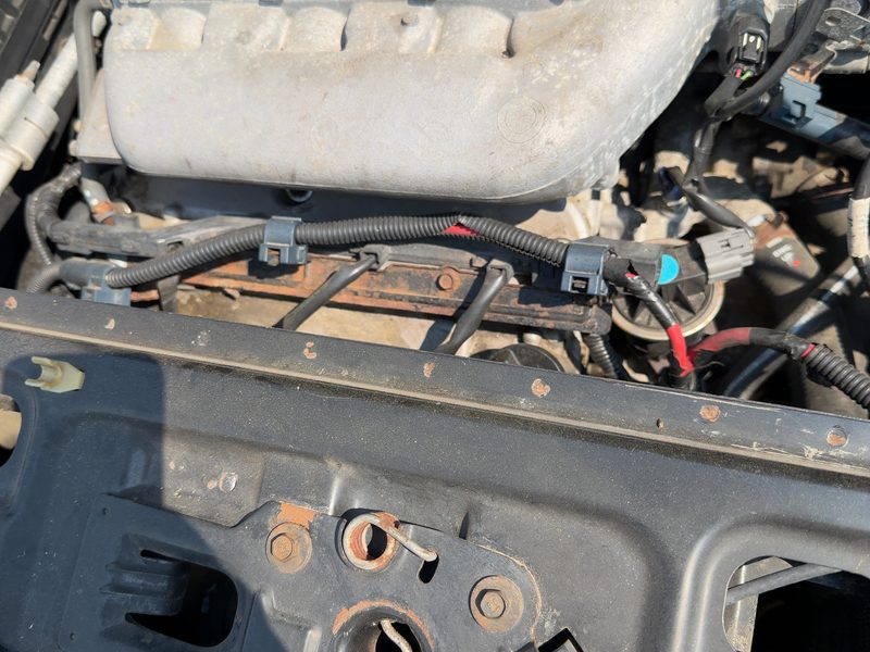 2004-2007 Saturn Vue Cylinder Head