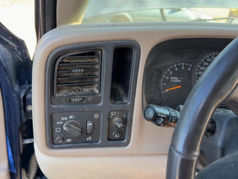 2003 Chevy/gmc Suburban 1500 Series Dash Panel