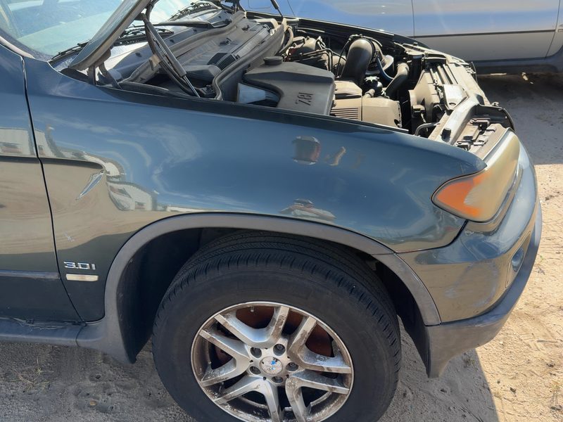 2004-2006 BMW X5 Fender RH