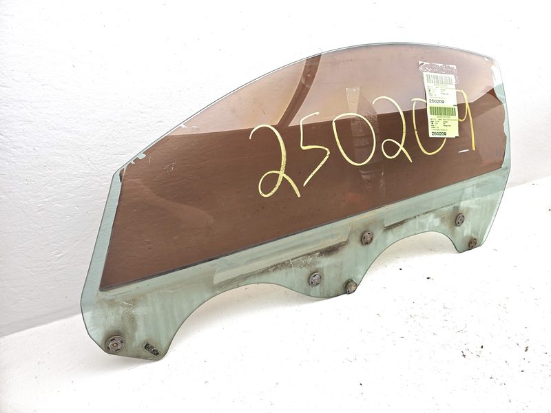 2000-2005 Mitsubishi Eclipse Front Door Glass/Window LH