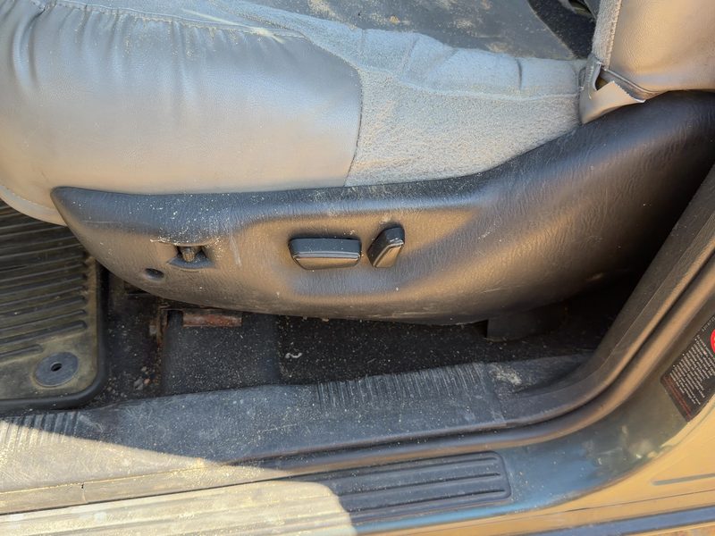 2002 Jeep Grand Cherokee Seat Track LH