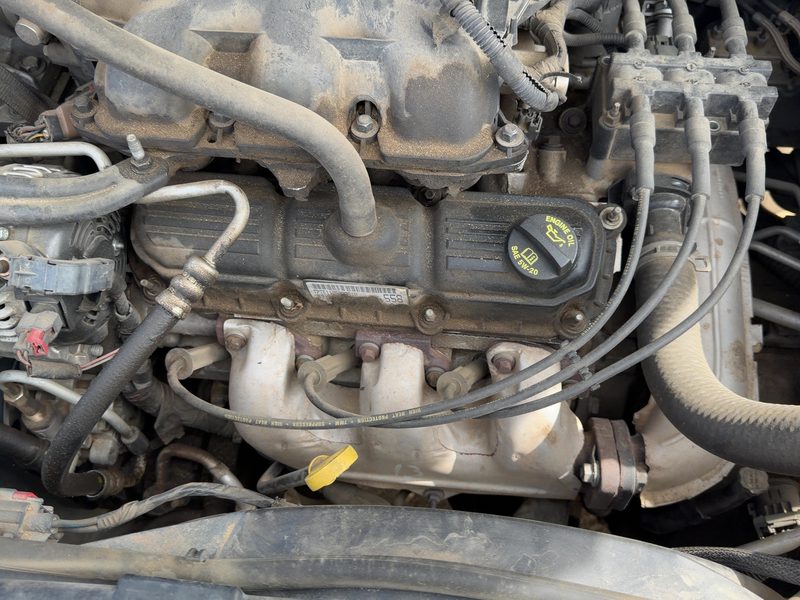 2001-2011 Chrysler Town & Country Cylinder Head