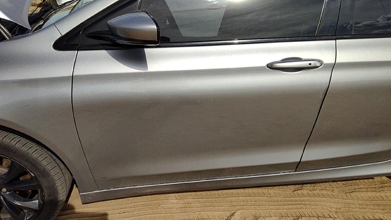2015-2017 Chrysler 200 Front Door LH