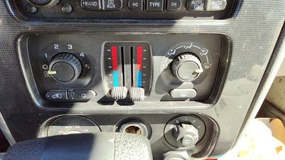 2003-2009 Gmc Envoy Temperature Control Module In Dash Heater Ac Head Unit Oem