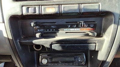 1996-1997 Nissan Hardbody Temperature Control Module In Dash Heater Head Unit