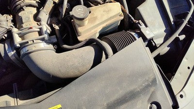05-10 Cadillac Sts Complete Air Intake Cleaner Filter Box Housing With Tube 4.6L