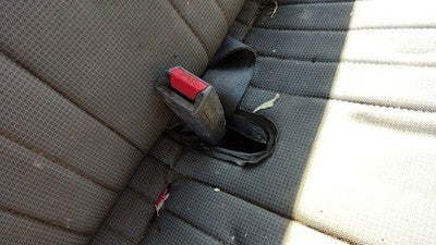 1996 Nissan Hardbody Passenger Right Front Seat Belt Buckle Receiver Oem Gray