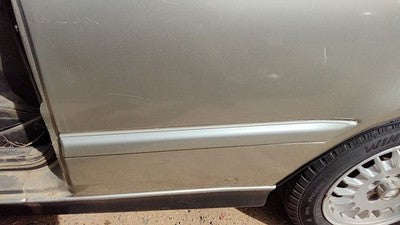 2000 Vw Cabrio Convertible Driver Left Rear Moulding On Quarter Panel Oem Silver