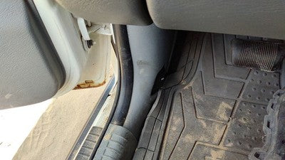 2005 Jeep Liberty Driver Left Lower Kick Trim Panel Oem Gray D5