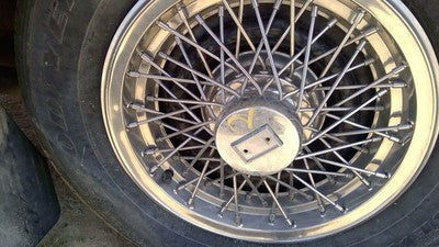 1984-1985 Olds 88 15" Wheel Cover Oem Wire Type Hub Cap Factory Spoke Design