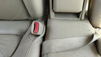 99 Cadillac Deville Passenger Right Front Seat Belt Buckle Receiver 152 Neutral
