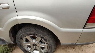 2003 Lincoln Aviator Driver Left Rear Wheel Moulding Flare Oem Silver Jp