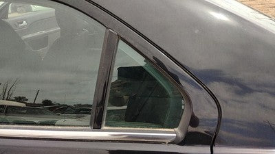 06-11 Ford Fusion Driver Left Rear Vent Window Back Door Glass With Frame Oem