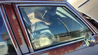 1980-84 Deville Sedan Passenger Right Front Side Window Door Glass Oem 20106914