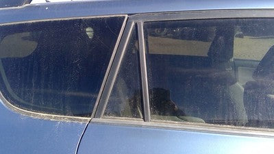 06-14 Rav-4 Passenger Right Rear Vent Window Small Back Door Glass With Frame