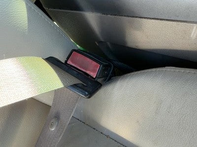 2004-2006 Ford F150 Passenger Right Front Seat Belt Buckle Receiver Oem Tan Hw