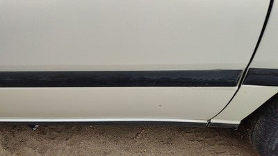1993 Infinity G20 Passenger Right Front Moulding From Door Oem Trim Strip