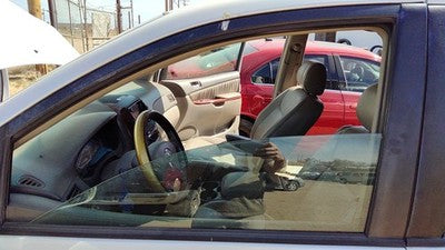 2004-2010 Toyota Sienna Driver Left Front Side Window Door Glass Oem 68102Ae010