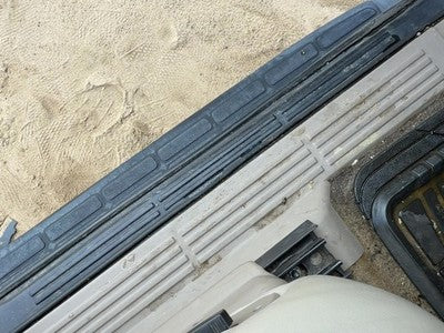 2001 Chevy Suburban Driver Left Lower Sill Step Moulding Trim Panel Oem Tan 52I