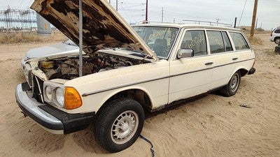 77-87 Mercedes 300Td Driver Left Front Spindle Steering Knuckle With Wheel Hub