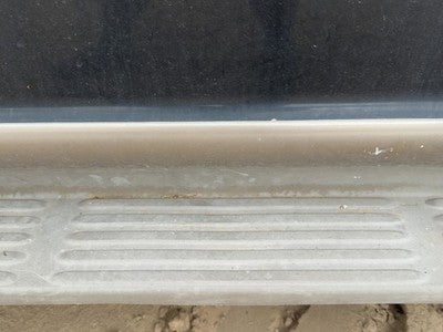 1997-2002 Ford Expedition Driver Left Front Lower Moulding From Door Oem