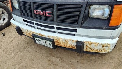 1985-1994 Gmc Safari Trim Strip Below Grille Oem White 14066714