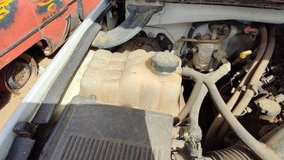 99-04 Chevy Silverado 1500 Coolant Reservoir Radiator Overflow Tank Bottle Oem