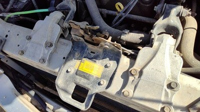 1997-2005 Chevy Venture Hood Latch Assembly With Bracket Oem 15871561