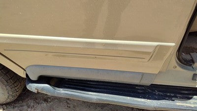 98 99 Navigator Passenger Right Rear Moulding From Door Back Trim Strip Gold Bi