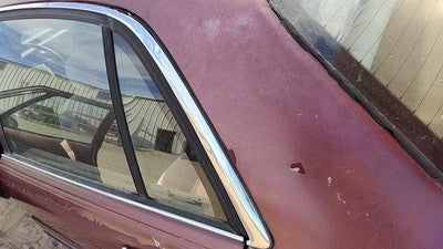 1992-1999 Buick Lesabre Driver Left Rear Vent Window Back Door Glass With Frame