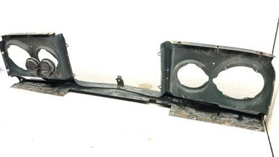 1984 Jeep Grand Wagoneer Filler Between Bumper And Grille Oem Header Panel
