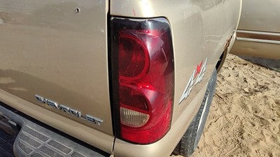 2004-2007 Silverado 1500 Passenger Right Tail Light Brake Lamp Oem Rear 19169005