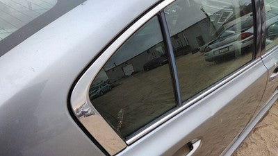 10-14 Legacy Outback Passenger Right Rear Vent Window Back Door Glass With Frame