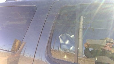 02-10 Mountaineer Passenger Right Rear Vent Window Back Door Glass With Frame