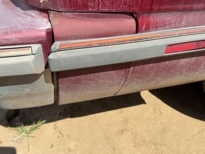 1988 Olds 88 Passenger Right Rear Moulding On Quarter Panel Oem