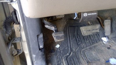 2001 Chevy Tahoe Parking Brake Pedal Assembly Oem Complete Emergency Unit