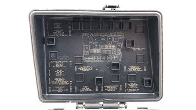 2004-2006 Chrysler Pacifica Engine Fuse Box Power Distribution Panel Oem