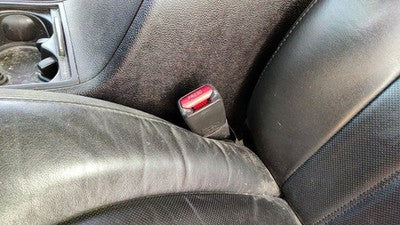 2006-2011 Buick Lucerne Driver Left Front Seat Belt Buckle Receiver Ebony 193