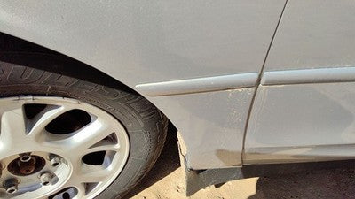 98-02 Oldsmobile Intrigue Driver Left Moulding From Fender Trim Strip Silver 17U