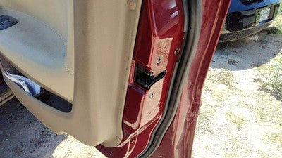 01-07 Volvo V70 Xc Passenger Right Front Door Latch With Rods/Cables Oem 8650551