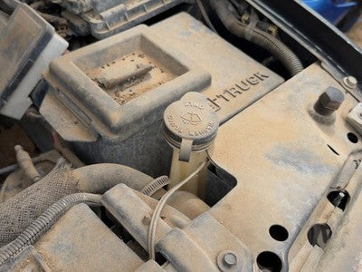 96-99 Silverado 1500 Windshield Washer Fluid Reservoir With Pump Oem Wiper Tank