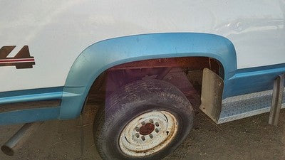 1993 Gmc Sierra 2500 Passenger Right Rear Wheel Flare Moulding Oem Back