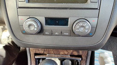 07-11 Lucerne Automatic Temperature Control Module In Dash Heater Ac Head Unit