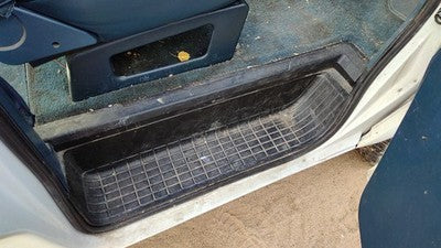1993 Gmc Safari Passenger Right Front Lower Sill Step Moulding Trim Panel Oem
